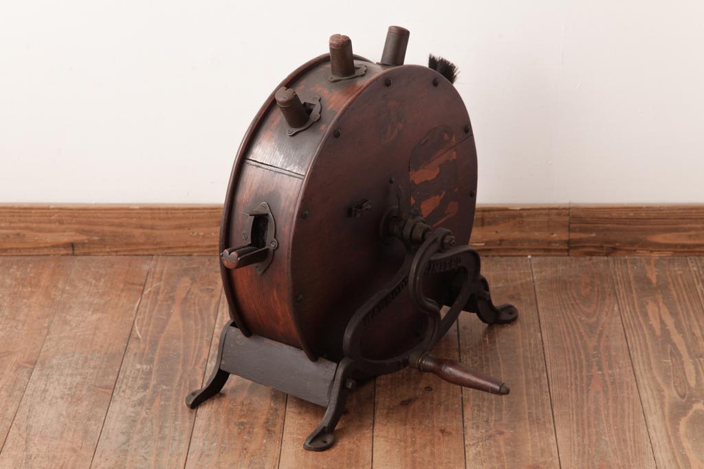 アンティーク雑貨 イギリスアンティーク HARRODS 手回し式 ナイフクリーナー・シャープナー(包丁研ぎ機、ディスプレイ)