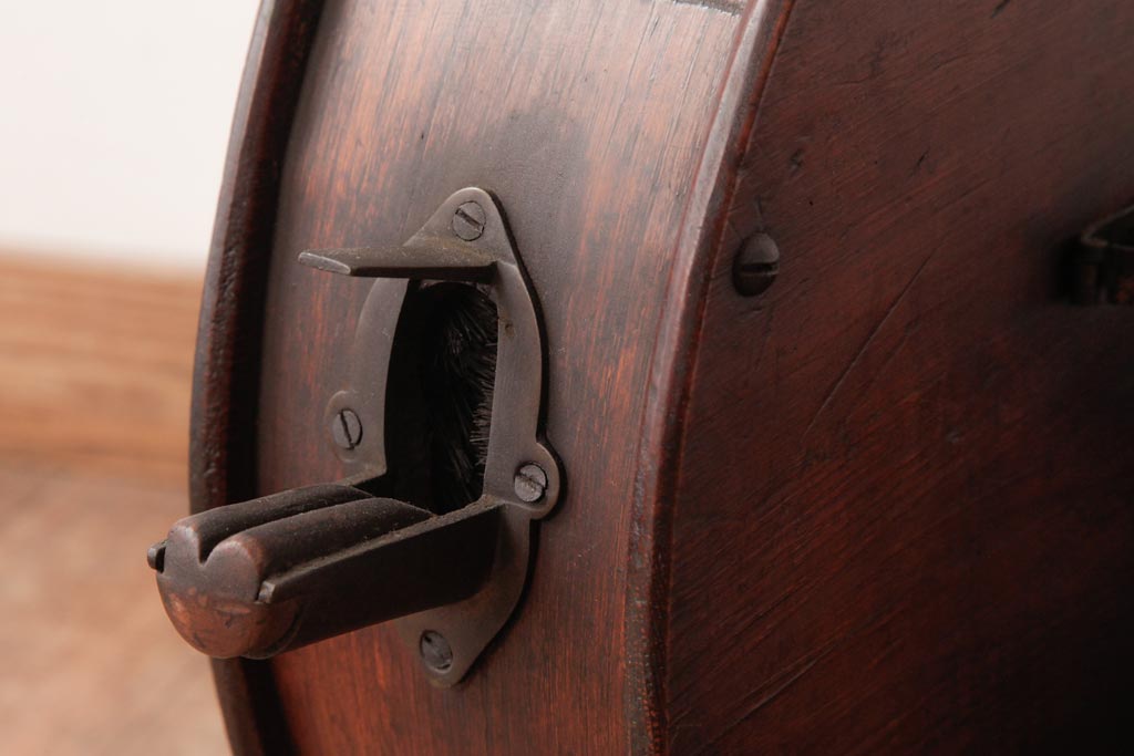 アンティーク雑貨 イギリスアンティーク HARRODS 手回し式 ナイフクリーナー・シャープナー(包丁研ぎ機、ディスプレイ)