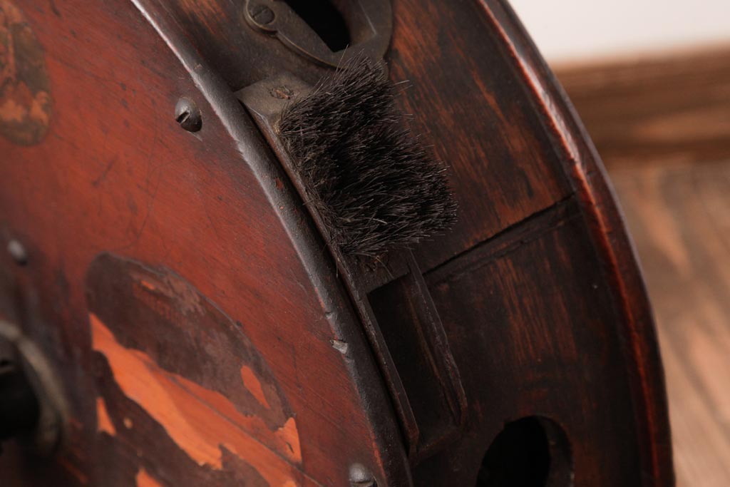 アンティーク雑貨 イギリスアンティーク HARRODS 手回し式 ナイフクリーナー・シャープナー(包丁研ぎ機、ディスプレイ)