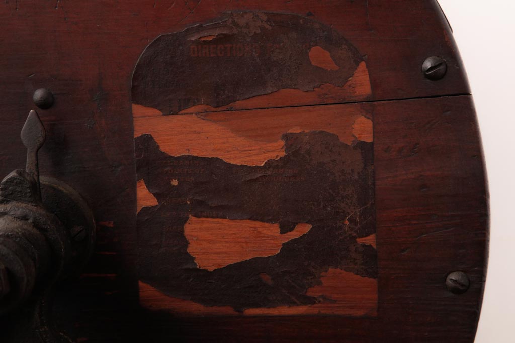 アンティーク雑貨 イギリスアンティーク HARRODS 手回し式 ナイフクリーナー・シャープナー(包丁研ぎ機、ディスプレイ)