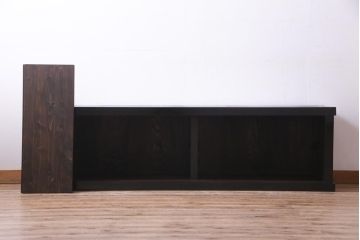 アンティーク家具　和製アンティーク　米沢産　漆塗り　ケヤキの玉杢が美しい収納棚(ローボード、戸棚)