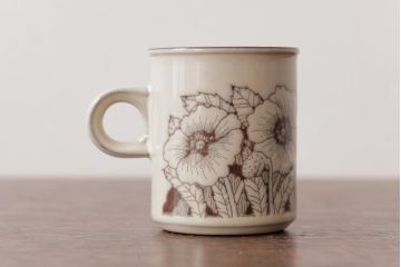 イギリスビンテージ　HORNSEA(ホーンジー)　Cornrose(コーンローズ)　カップ&ソーサー3客セット(デミタスカップ)