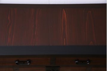 アンティーク家具　和製アンティーク　前面ケヤキ材　漆塗り　モダンな米沢箪笥サイドボード(リビングボード、チェスト、和タンス)