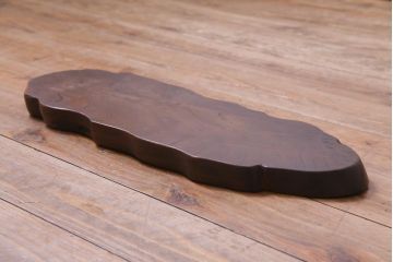 アンティーク雑貨　和製アンティーク　ケヤキ材一枚板　シンプルな飾り台(台座、ディスプレイ)