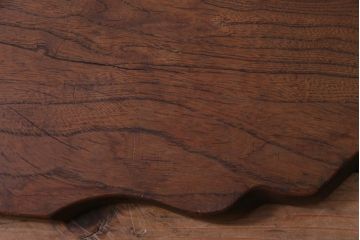 アンティーク雑貨　和製アンティーク　ケヤキ材一枚板　シンプルな飾り台(台座、ディスプレイ)