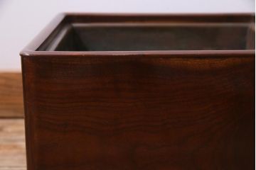 アンティーク雑貨　大正昭和初期　桑材　漆塗り　品の良い和の雰囲気漂う指物家具の角火鉢(手あぶり)(1)
