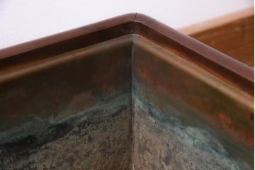 アンティーク雑貨　大正昭和初期　桑材　漆塗り　品の良い和の雰囲気漂う指物家具の角火鉢(手あぶり)(1)