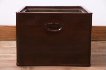 アンティーク雑貨　大正昭和初期　桑材　漆塗り　品の良い和の雰囲気漂う指物家具の角火鉢(手あぶり)(1)