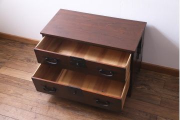 アンティーク家具　和製アンティーク　脚付き　時代箪笥をリメイクした味のあるリビングボード(箪笥ローボード)