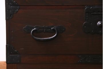 アンティーク家具　和製アンティーク　脚付き　時代箪笥をリメイクした味のあるリビングボード(箪笥ローボード)