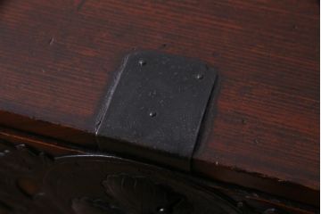 アンティーク家具　和製アンティーク　前面ケヤキ材・共縁　繊細で上質な仙台箪笥(姫箪笥、衣装箪笥、和タンス)