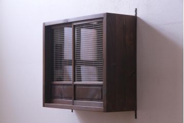 ラフジュ工房オリジナル　和の雰囲気漂う建具リメイクの壁掛け戸棚(ウォールシェルフ、収納棚)