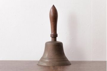 アンティーク雑貨　和製アンティーク　真鍮製　落ちついた佇まいが素敵なハンドベル(呼鈴、鐘)