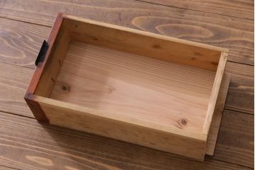 アンティーク家具　古民具　明治期　観音扉　風格のあるヒノキ材製の重ね箪笥(衣装箪笥)