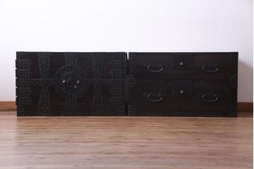 アンティーク家具　古民具　明治期　観音扉　風格のあるヒノキ材製の重ね箪笥(衣装箪笥)