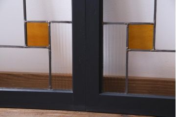 ラフジュ工房オリジナル　古建具リメイク　ノスタルジックなステンドグラス入り戸棚(収納棚、サイドボード)