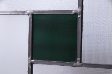 ラフジュ工房オリジナル　古建具リメイク　ノスタルジックなステンドグラス入り戸棚(収納棚、サイドボード)
