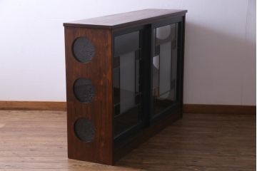 ラフジュ工房オリジナル　古建具リメイク　ノスタルジックなステンドグラス入り戸棚(収納棚、サイドボード)