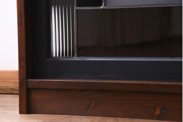 ラフジュ工房オリジナル　古建具リメイク　ノスタルジックなステンドグラス入り戸棚(収納棚、サイドボード)