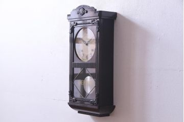 アンティーク雑貨　昭和初期　トレードマークT.K　手巻き　細かな意匠が目を引くゼンマイ式振り子時計(柱時計、壁掛け時計)