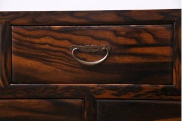アンティーク家具　大正昭和初期　黒柿貼り　シックな和の雰囲気が格好良い引き出し(ローチェスト、小引き出し)