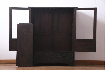 ヴィンテージ家具　ビンテージ　伝統工芸　軽井沢彫り　和モダンな雰囲気漂う本箱(収納棚)