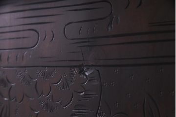ヴィンテージ家具　ビンテージ　伝統工芸　軽井沢彫り　和モダンな雰囲気漂う本箱(収納棚)