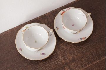 中古美品　HEREND HVNGARY(ヘレンド)　フルーツコンポジション　カップ&ソーサー2客セット(洋食器)(定価約9万7千円)