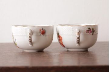 中古美品　HEREND HVNGARY(ヘレンド)　フルーツコンポジション　カップ&ソーサー2客セット(洋食器)(定価約9万7千円)