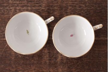 中古美品　HEREND HVNGARY(ヘレンド)　フルーツコンポジション　カップ&ソーサー2客セット(洋食器)(定価約9万7千円)