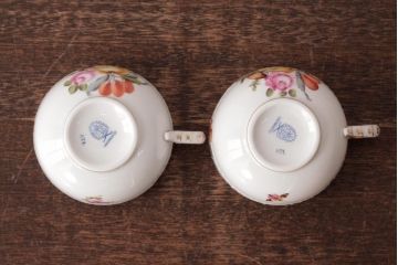 中古美品　HEREND HVNGARY(ヘレンド)　フルーツコンポジション　カップ&ソーサー2客セット(洋食器)(定価約9万7千円)