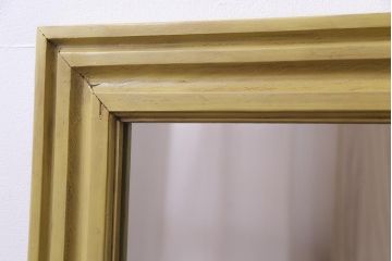 アンティーク雑貨　ラフジュ工房オリジナル　ペイント　落ち着いたイエローが空間のアクセントになるウォールミラー(鏡、姿見、壁掛け鏡)(R-033958)
