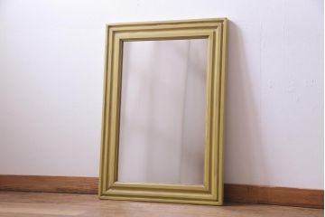 アンティーク雑貨　ラフジュ工房オリジナル　ペイント　落ち着いたイエローが空間のアクセントになるウォールミラー(鏡、姿見、壁掛け鏡)(R-033959)