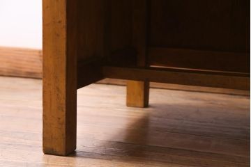アンティーク家具　昭和中期　使いこまれた風合いが味のある平机(作業台、カウンター)(1)
