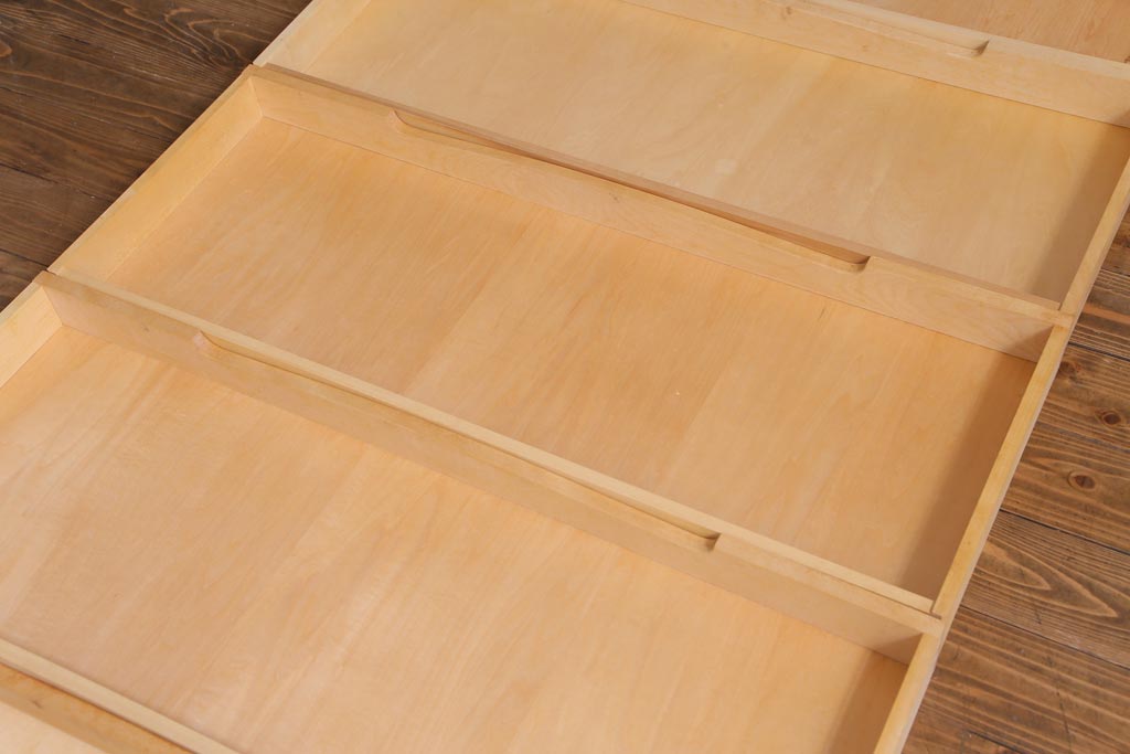 中古　北海道民芸家具　リメイク　シックな印象のローボード(収納棚、リビングボード)(1)