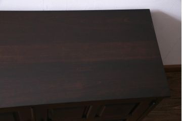中古　北海道民芸家具　リメイク　シックな印象のローボード(収納棚、リビングボード)(1)