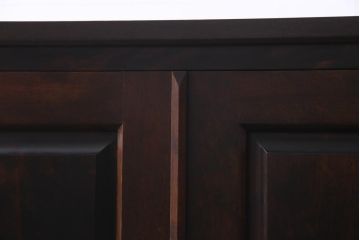 中古　北海道民芸家具　リメイク　シックな印象のローボード(収納棚、リビングボード)(1)