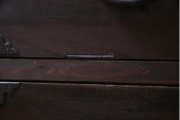 アンティーク家具　和製アンティーク　下開き扉のリメイク仙台箪笥ローボード(和タンス、テレビボード、収納棚)