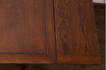 ヴィンテージ家具　イギリスビンテージ　木の温もり溢れるエクステンションテーブル(ダイニングテーブル)