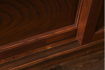 ラフジュ工房オリジナル　古建具リメイク　ケヤキの美しい杢目を楽しめる壁掛け戸棚(ウォールシェルフ、収納棚)