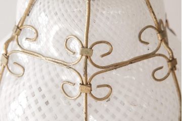 イタリアアンティーク　ムラーノガラス　異国情緒あふれる佇まいがお洒落なペンダントライト(天井照明、ムラノガラス)