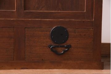 アンティーク家具　明治大正期　ヒノキ材　シンプルな作りが魅力的な小振りの帳場箪笥(収納箪笥、引き出し)(R-033989)