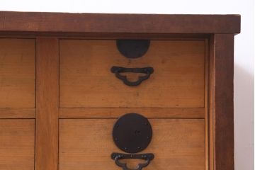 アンティーク家具　明治大正期　ヒノキ材　シンプルな作りが魅力的な小振りの帳場箪笥(引き出し)