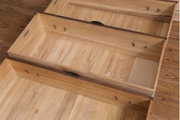 アンティーク家具　和製アンティーク　前面桐材　時を経た質感が味わい深い重ね箪笥(衣装箪笥、引き出し、桐箪笥、桐たんす)