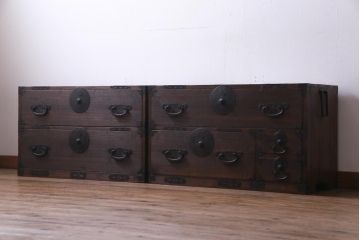 アンティーク家具　和製アンティーク　前面桐材　時を経た質感が味わい深い重ね箪笥(衣装箪笥、引き出し、桐箪笥、桐たんす)