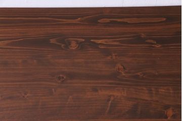 ペイント家具　ヒノキ材　レトロな雰囲気漂うリメイクの鉄脚テーブル(作業台、カフェテーブル)