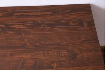 ペイント家具　ヒノキ材　レトロな雰囲気漂うリメイクの鉄脚テーブル(作業台、カフェテーブル)