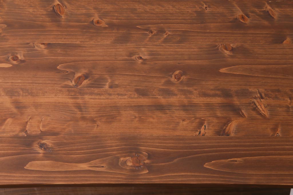 リメイク　ペイント家具　ヒノキ材　ナチュラルな雰囲気が魅力的な鉄脚テーブル(作業台、カフェテーブル)