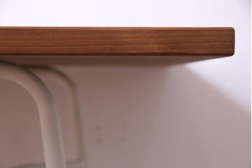 リメイク　ペイント家具　ヒノキ材　ナチュラルな雰囲気が魅力的な鉄脚テーブル(作業台、カフェテーブル)