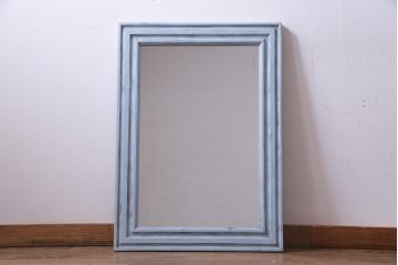 アンティーク雑貨　ラフジュ工房オリジナル　ペイント　淡いブルーが目を引くフレンチシャビーなウォールミラー(鏡)(2)